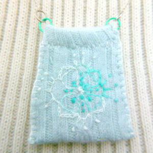 🔖 thought pouch inspirational pendant serenity